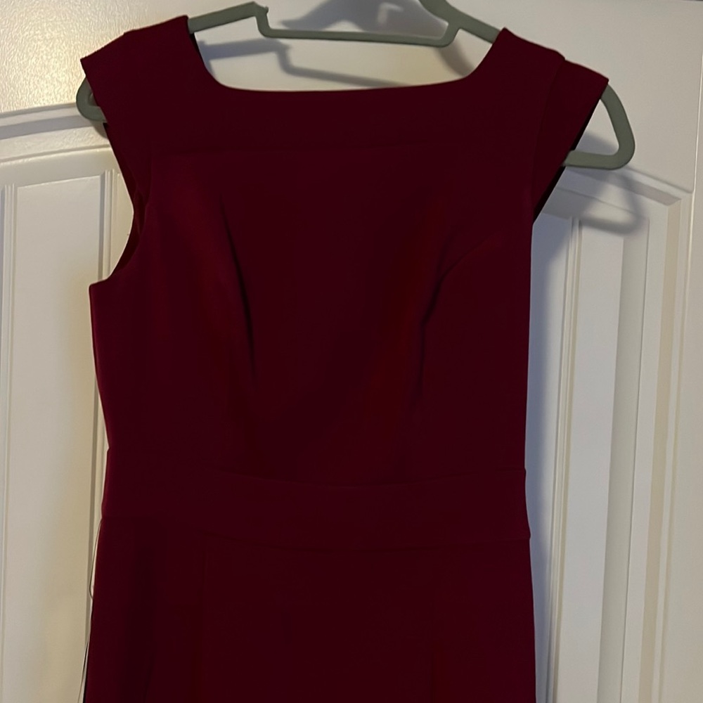 The Limited maroon dress size 4. NWT
